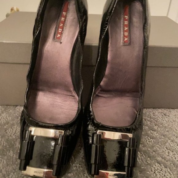 Prada Calzature Donna Black Patent Loafers - Picture 3 of 6